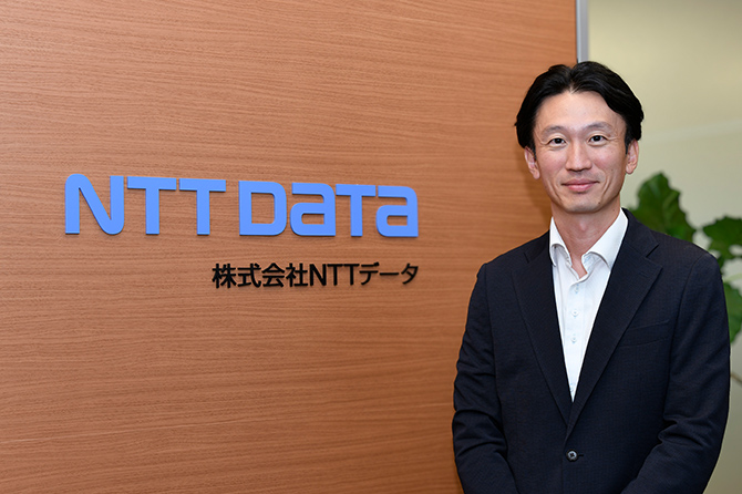 第一公共事業本部 パブリックサービスデザイン 事業部長 市川 貴大