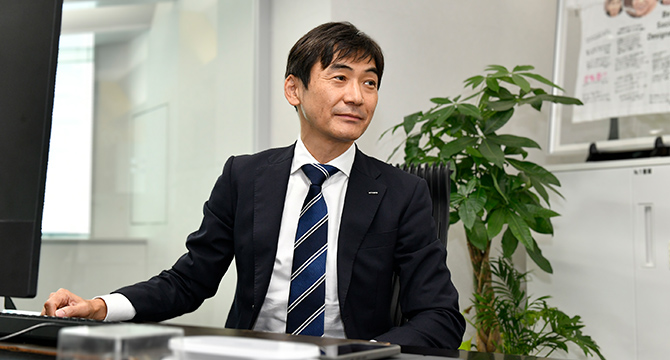 第一公共事業本部 事業本部長 上田 健